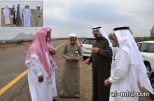 أمين منطقة المدينة المنورة يتفقد المواقع المتضررة بالسيول بطريق المدينة المنورة - مهد الذهب