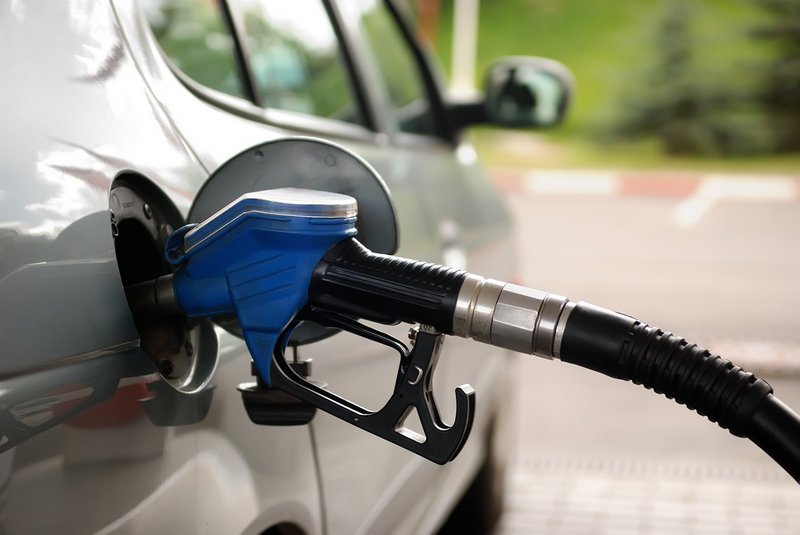 أرامكو تعلن تحديث أسعار البنزين