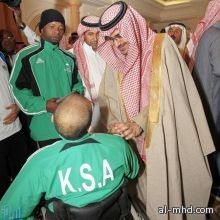  نواف بن فيصل يُكرم أبطال السعودية بـ"مليونين وثلاثمائة وستين ألف ريال"