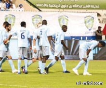 الهلال ينعش آماله بخماسية الفتح