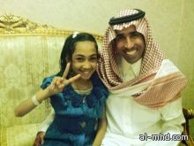 الفنان فايز المالكي يزور الطفلة ريهام