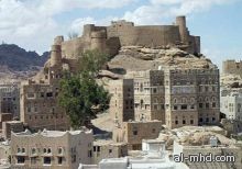 أكبر القلاع التاريخية القديمة في اليمن تنهار بسبب الأمطار الغزيرة