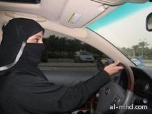 بلومبرغ الأمريكية: سعوديات يحددن 17 يونيو موعداً لتحدي قانون منع القيادة