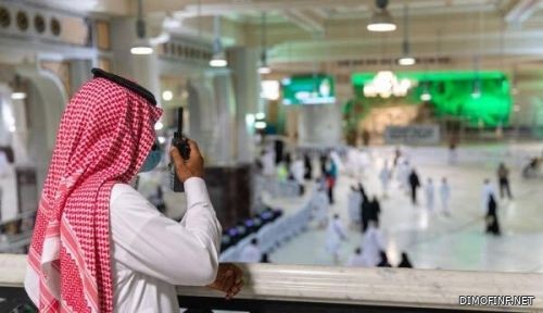 50 موظفاً بالمسجد الحرام لرصد الظواهر السلبية