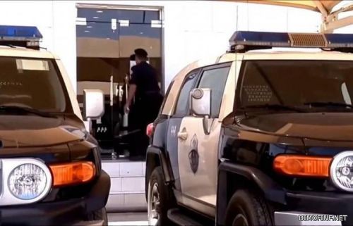 "شرطة الرياض" تقبض على شخص يوثق مشاهد وسلوكيات من شأنها المساس بالآداب العامة وينشرها عبر مواقع التواصل