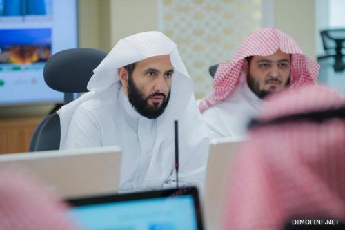وزير العدل يكفّ يد 4 كُتّاب عدل ويُحيلهم لـ"الرقابة ومكافحة الفساد"