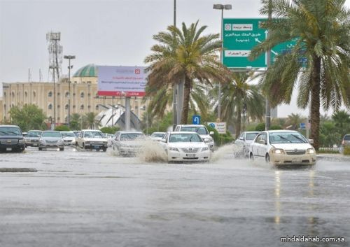 الإنذار المبكر: هطول أمطار غزيرة على 4 مناطق تستمر حتى صباح السبت