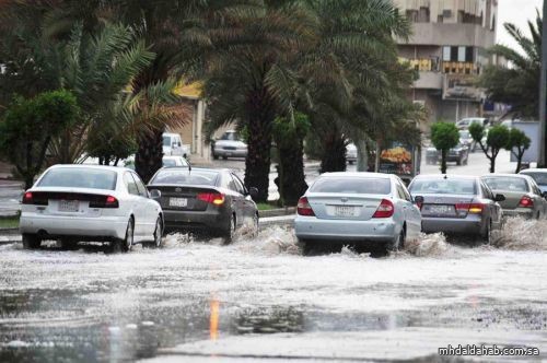 "أمن الطرق": 3 عوامل قد ترفع من احتمالية وقوع الحوادث عند ‏هطول الأمطار