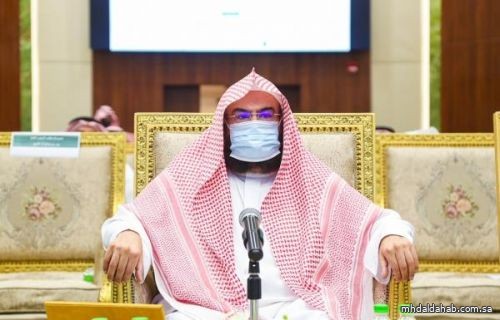 الشيخ السديس: يجب علينا أن نسارع في التطور التقني ولا مكان للمتأخرين