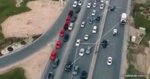"المرور": بدء الرصد الآلي لمخالفة عدم الالتزام بمسارات الطرق في 5 مناطق جديدة بعد 7 أيام