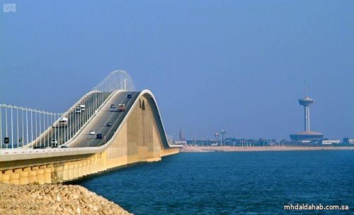 جسر الملك فهد يُعلن إجراءات دخول البحرين ويستثني 5 فئات من الفحص المخبري