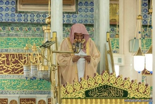 إمام المسجد النبوي: الفتن كمواقع القطر وموج البحر