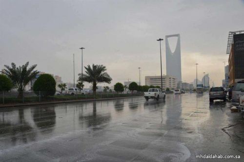 تنبيهات بأمطار رعدية ورياح نشطة على عدة مناطق بينها الرياض