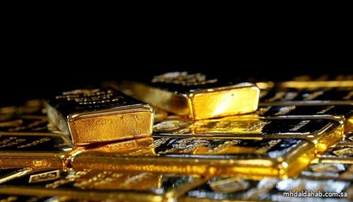 الذهب يبلغ ذروة أسبوع في ظل ضعف الدولار وتراجع العوائد