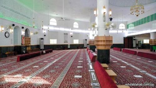 إغلاق 10 مساجد مؤقتاً في 5 مناطق بعد رصد عدة إصابات بـ"كورونا" بين المصلين