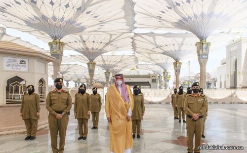 أمير المدينة المنورة يقف على أعمال الجهات الحكومية والأهلية المعنية في خدمة قاصدي المسجد النبوي