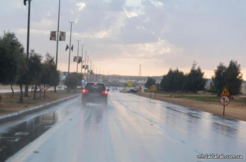 طقس الإثنين: هطول أمطار رعدية وزخات من البرد على عدد من مناطق المملكة