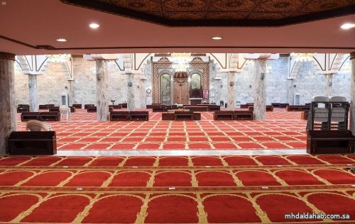 «الشؤون الإسلامية» تغلق 8 مساجد مؤقتاً في 4 مناطق وتعيد فتح 16 مسجدًا