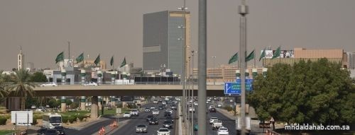 رياح نشطة على منطقة الرياض قد تتسبب في إثارة الأتربة والغبار