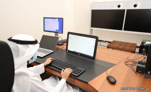 "المركز لتعليم الإلكتروني" ينوّه بضرورة إصدار تراخيص التعليم والتدريب الإلكتروني