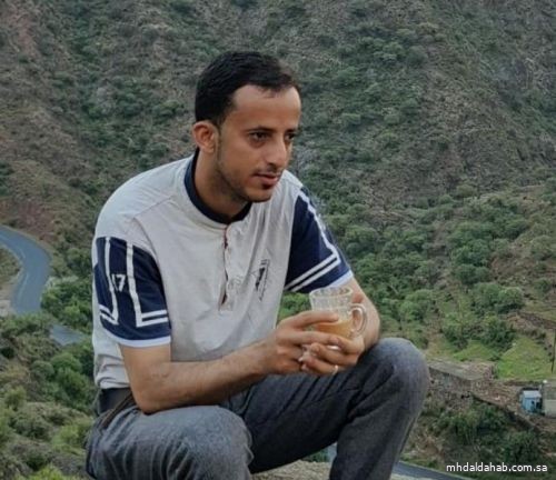 طالب جامعي يمني يروي قصة اعتقاله وتعـذيبه المروع في سجون الحوثي