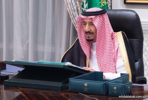 مجلس الوزراء يعقد جلسته برئاسة خادم الحرمين ويتخذ عدداً من القرارات