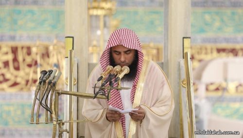 إمام المسجد النبوي: اغتنموا العشر بالأعمال الصالحة