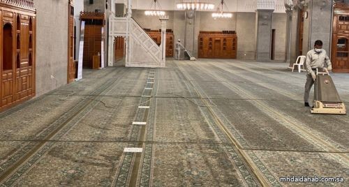 الشؤون الإسلامية تعيد افتتاح 9 مساجد بعد تعقيمها