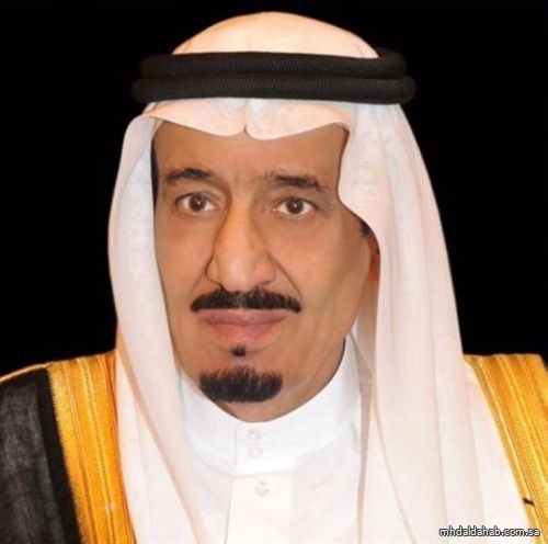 الملك سلمان عبر تويتر: نحمد الله الذي أكرمنا بخدمة الحرمين .. ونسأله أن يرفع عنَّا والعالم كل مكروه