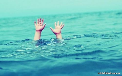 أم مصرية تغرق ابنتها في برميل مياه حتى المـوت