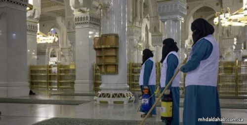 453 عاملة لخدمة قاصدات بيت الله الحرام