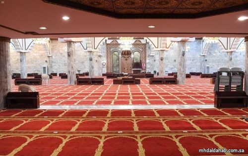 الشؤون الإسلامية تعيد افتتاح 5 مساجد بعد تعقيمها