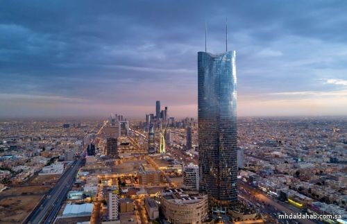 جولات رقابية لمتابعة تنفيذ قرار «قصر العمل في المجمعات التجارية المغلقة على السعوديين»
