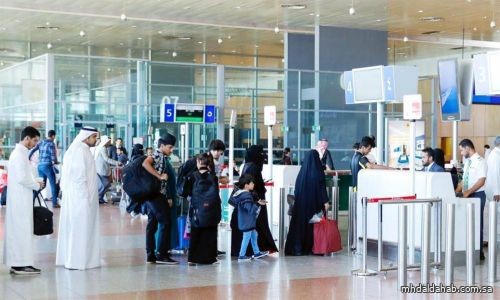 "الخارجية" تمدد صلاحية تأشيرات الزيارة آلياً حتى 30 سبتمبر المقبل