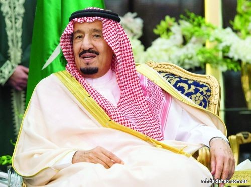 خادم الحرمين يتلقى برقيات تهان من قيادة الكويت بمناسبة اليوم الوطني الـ 91