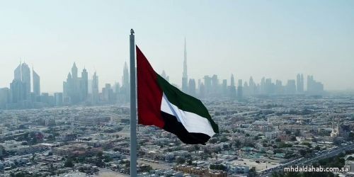 الإمارات تجري تغييرات وزارية تشمل وزيراً جديداً للمالية ووزيرة للبيئة