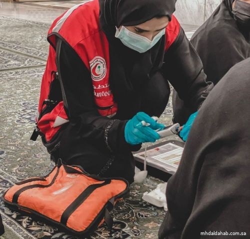 مشاركة 78 متطوع ومتطوعه بمنطقة ‫المدينة المنورة‬ بالمسجد النبوي الشريف لصلاة الجمعة