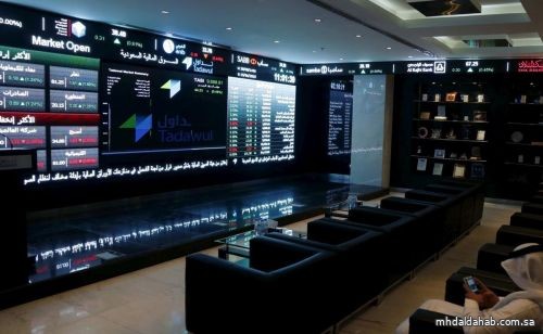 سوق الأسهم السعودية يغلق مرتفعًا عند 11142.47 نقطة