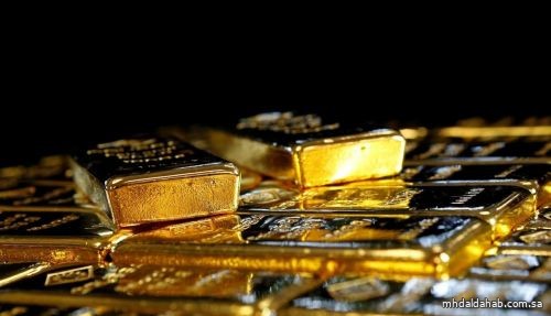 تراجع الذهب مع توقعات برفع أسعار الفائدة في ظل مخاوف التضخم