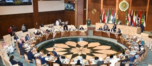البرلمان العربي يدين الهجوم الحوثي تجاه ناقلات النفط