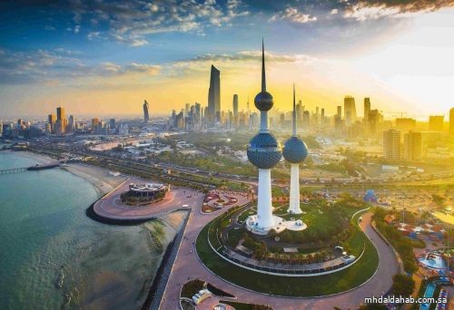 ولي عهد الكويت يتسلم استقالة الحكومة من رئيس الوزراء