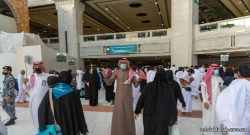 فتح 100 باب لتفويج وإدارة الحشود بالمسجد الحرام