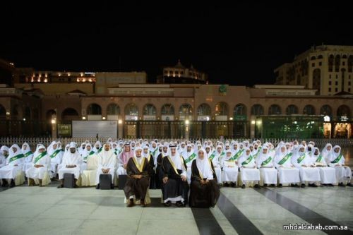 سمو الأمير فيصل بن سلمان يرعى حفل تكريم طلاب الجمعية الخيرية لتحفيظ القرآن الكريم بالمدينة المنورة