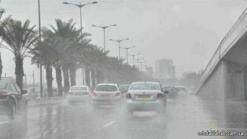 "الأرصاد" تحذر من أمطار رعدية على الرياض ومكة وأتربة مثارة بالمدينة والقصيم خلال الساعات المقبلة