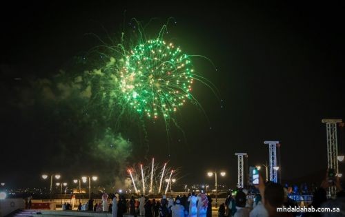 سماء المدينة تتزين بألوان الفرح.. و32 موقعاً للمعايدة