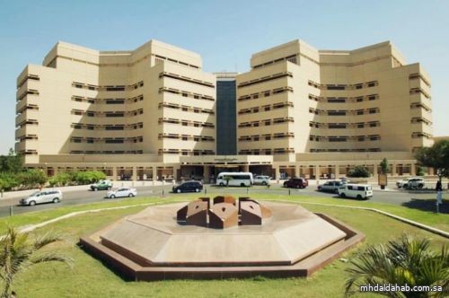 جامعة الملك عبدالعزيز تطرح 260 وظيفة أكاديمية مشغولة بأجانب وترغب في إحلالها بمواطنين