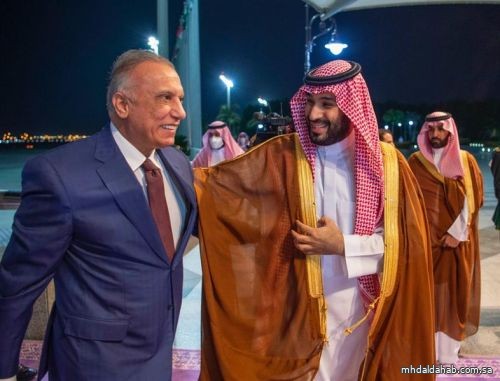 ولي العهد يستقبل رئيس الوزراء العراقي لدى وصوله مطار الملك عبدالعزيز الدولي