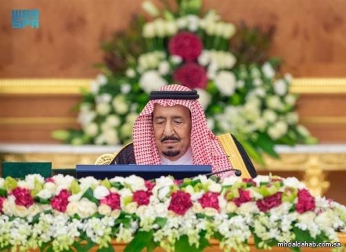 "الوزراء" يعقد جلسته برئاسة خادم الحرمين الشريفين ويصدر عددًا من القرارات