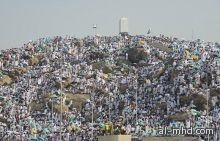 حجاج بيت الله الحرام يقفون على صعيد «عرفات».. اليوم