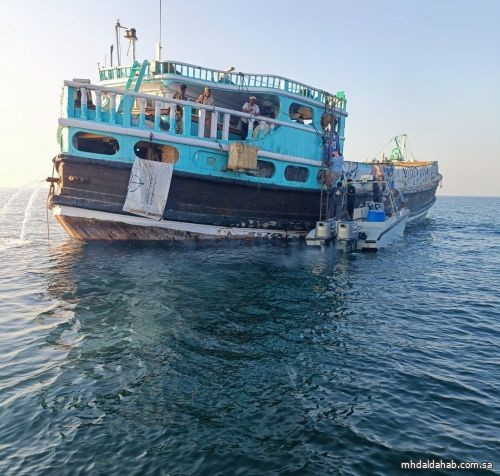 الإرياني: ضبط سفينة إيرانية على متنها مواد مخدرة كانت في طريقها للحوثيين